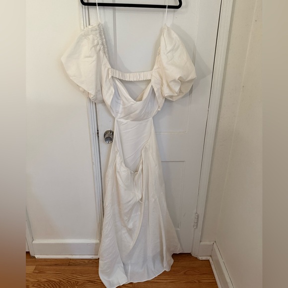 ASTR the Label Off White Dress - Picture 3 of 5